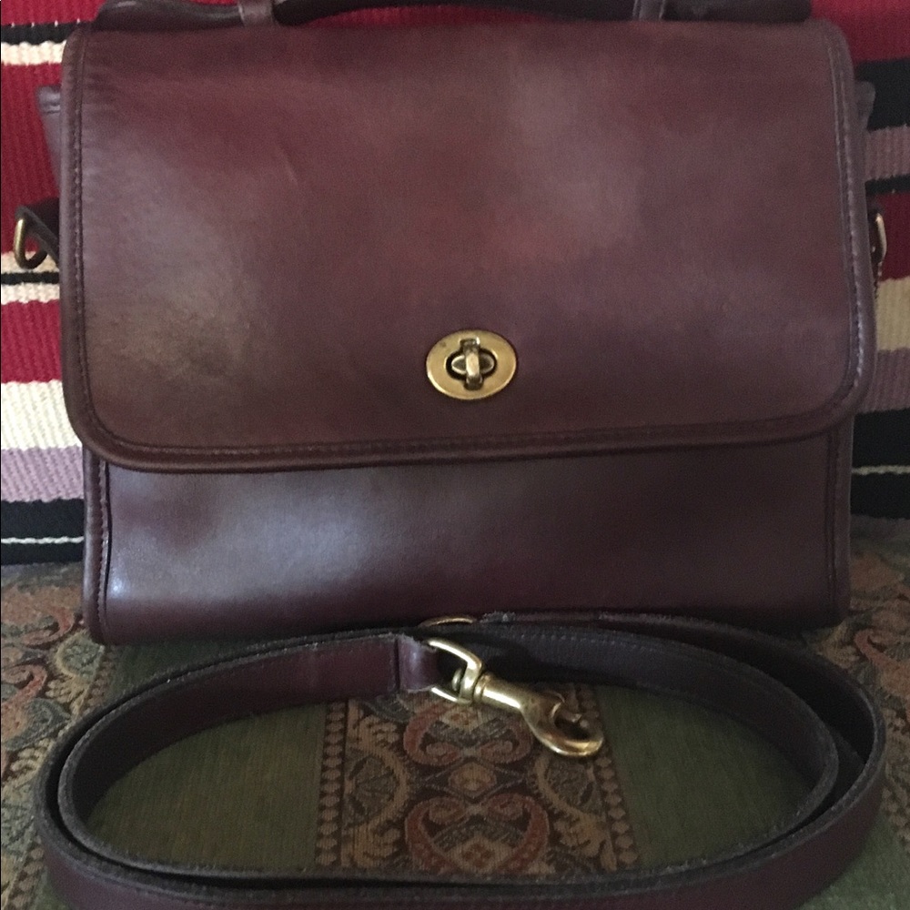 COACH COURT Vintage crossbody Burgundy handbag